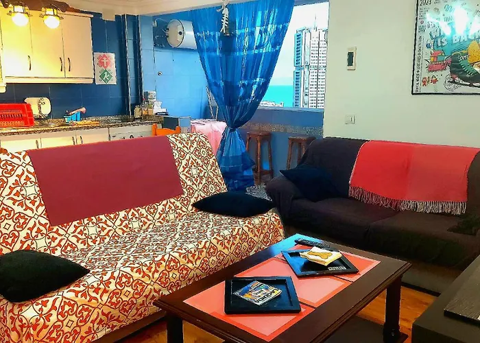 Bien Situado - Buenas Conexiones Appartement