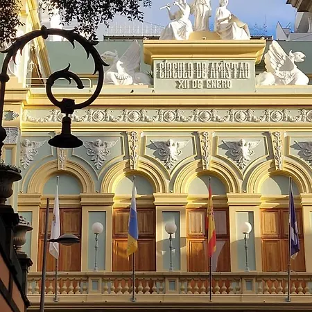 Bien Situado - Buenas Conexiones *